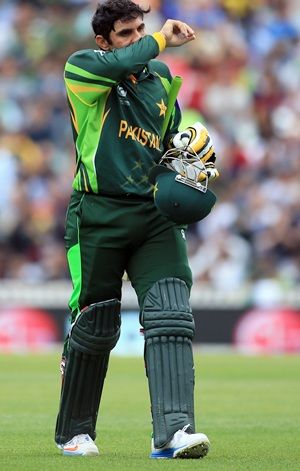 Pakistan’s pathetic batting pains Misbah