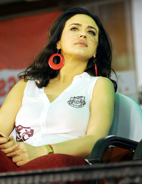Glamour queen of IPL 6: Preity Zinta