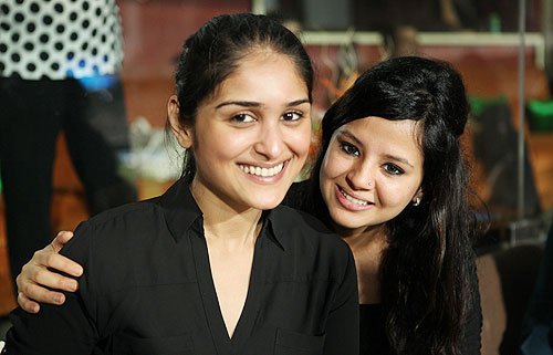 Sakshi Dhoni and Poorna Patel