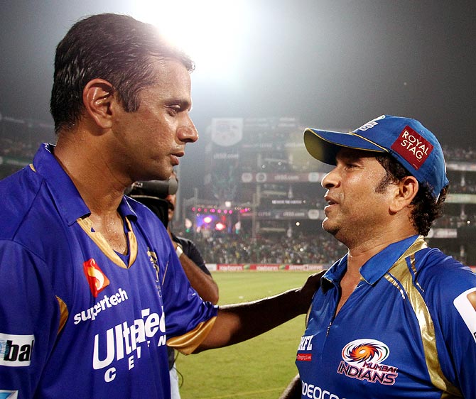 Sachin Tendulkar (right) with Rahul Dravid
