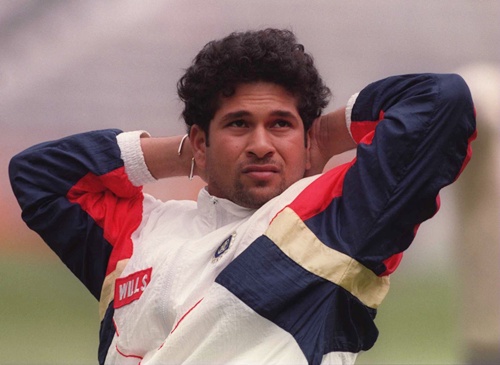 Sachin fielded for Pakistan as a substitute