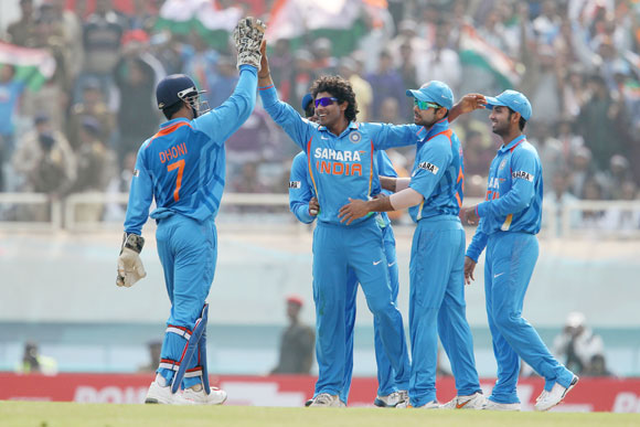 Bowlers key to India's chances in do-or-die Nagpur ODI
