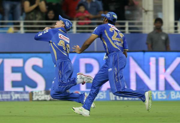 Rajasthan Royals' Steven Smith keeps his eyes on the ball to take a brilliant catch and dismiss Chennai Super Kings' Brendon McCullum in the IPM match in Dubai on Wednesday. 