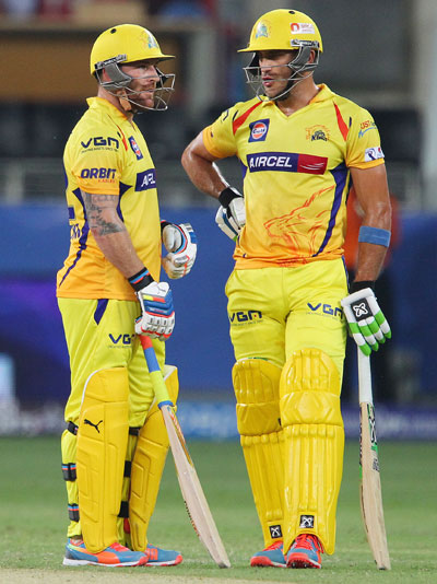 Brendon McCullum and Faf du Plessis in an animated discussion
