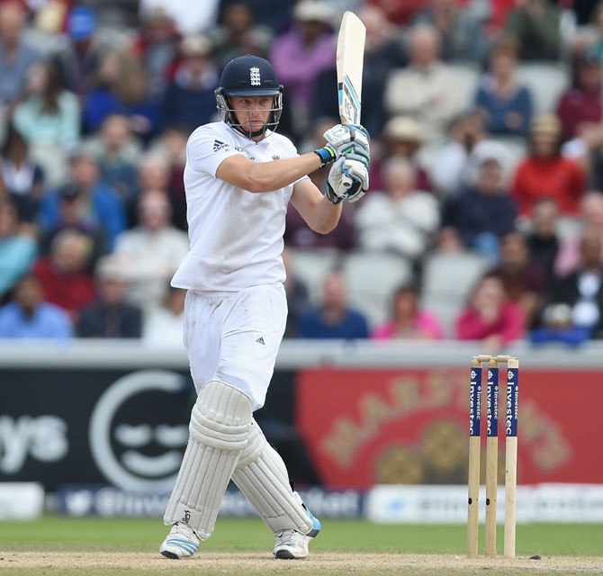 Jos Buttler hits out during Day 3 of the fourth Test