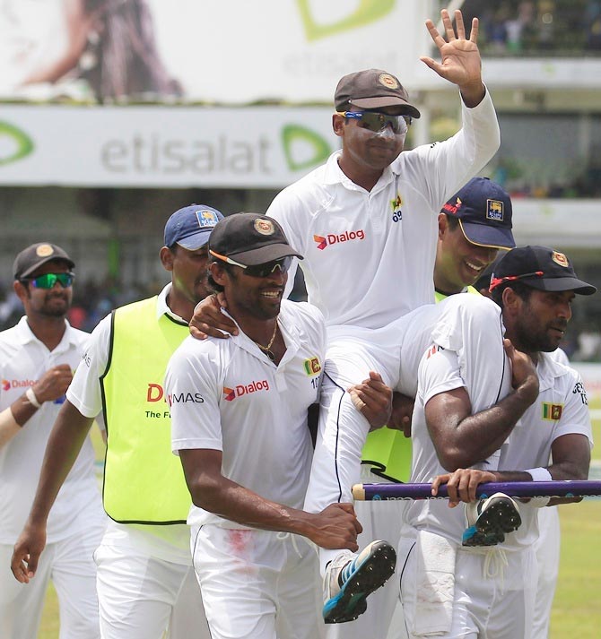 Mahela Jayawardene is chaired by his Sri Lanka teammates after the 2-0 series sweep over Pakistan in Colombo