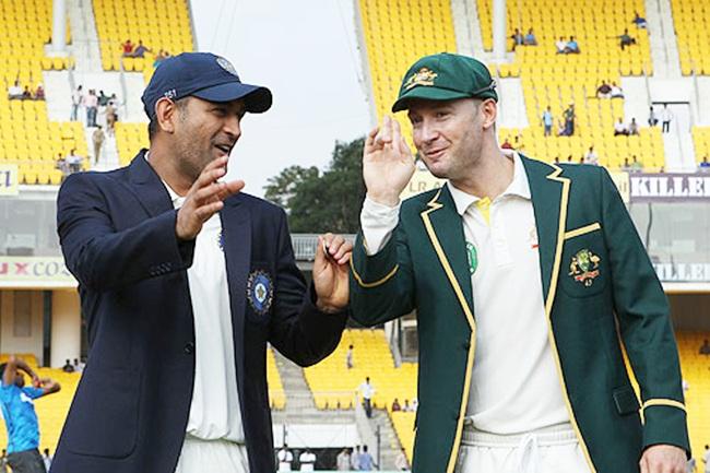 Mahendra Singh Dhoni of India and Michael Clarke of Australia