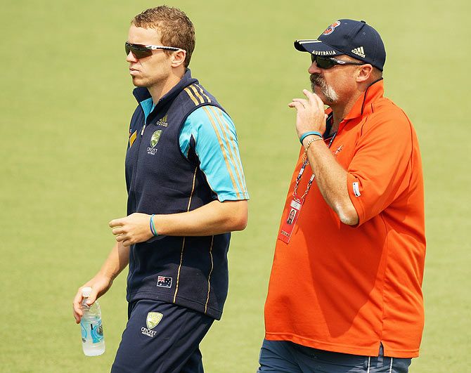 Australia pacer Peter Siddle with Merv Hughes.