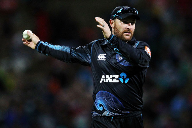 Brendon McCullum of New Zealand directs his team at Seddon Park