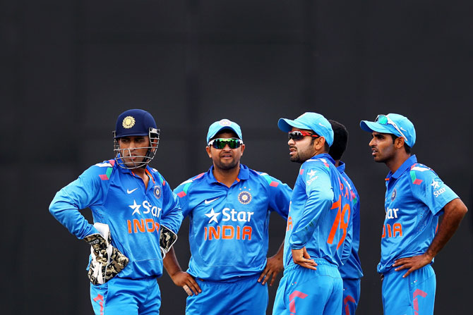 MS Dhoni, Suresh Raina, Virat Kohli and Bhuvneshwar Kumar of India