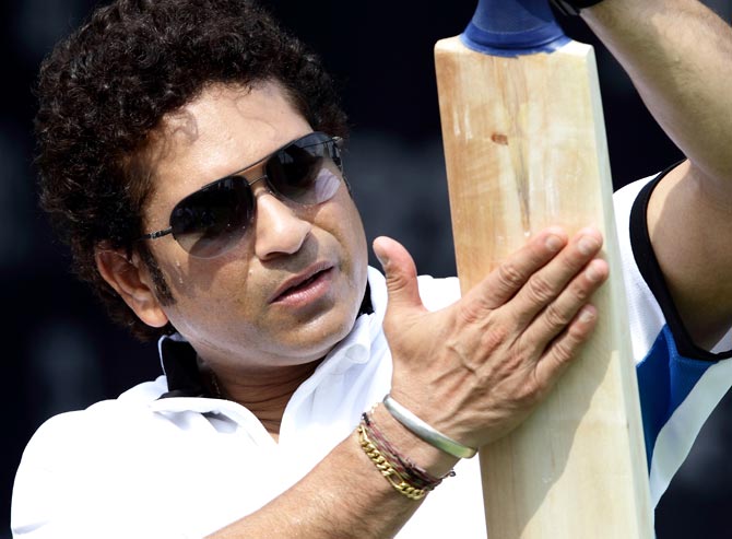 Sachin: A Billion Dreams- The Sachin Anthem Is Out And It Will Refresh Your  Memory