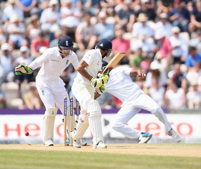 Ravindra Jadeja looks behind to find himself bowled by Moeen Ali (not pictured)