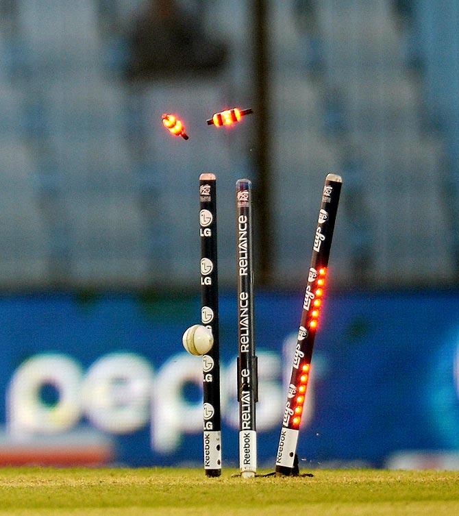 LED stumps and bails in T20 cricket: 10 things you must know