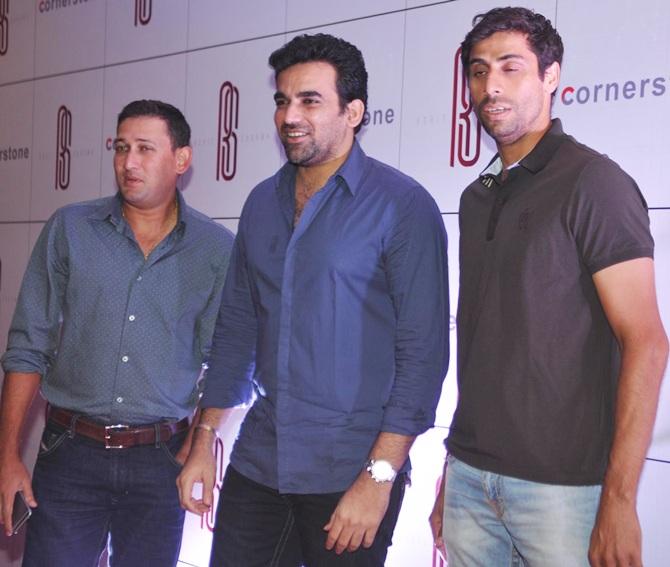 Ajit Agarkar, Zaheer Khan, Ashish Nehra