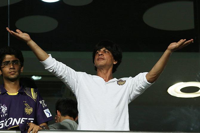 Shah Rukh Khan at the Eden Gardens 