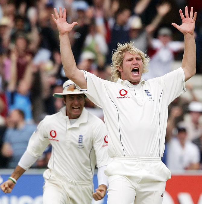 England's Hoggard celebrates dismissing Australia's Gilchrist during the fourth Ashes Test at Trent Bridge in Nottingham on August 28, 2005