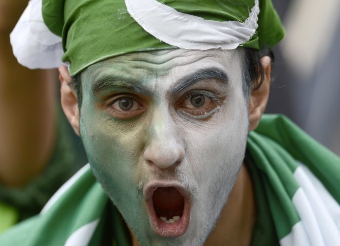 A Pakistan fan
