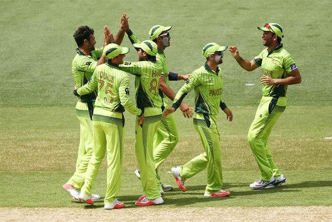 Pakistan players celebrates the dismissal of Ajinkya Rahane