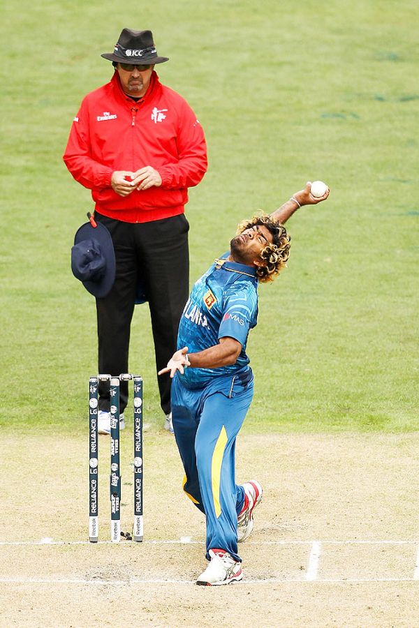Lasith Malinga of Sri Lanka bowls