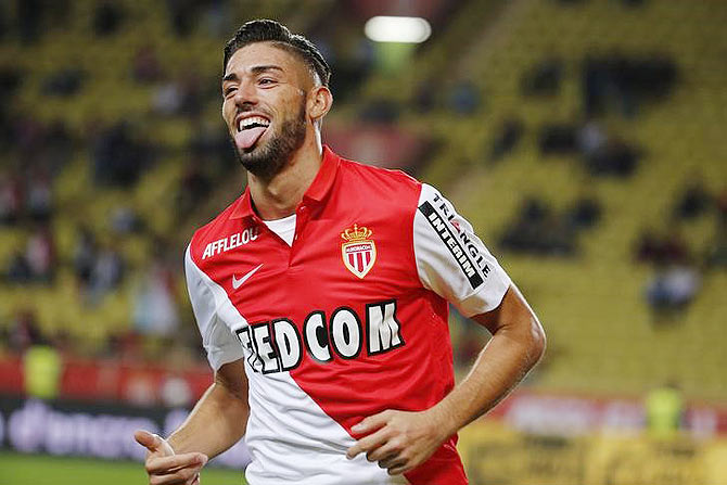 Yannick Ferreira Carrasco celebrates