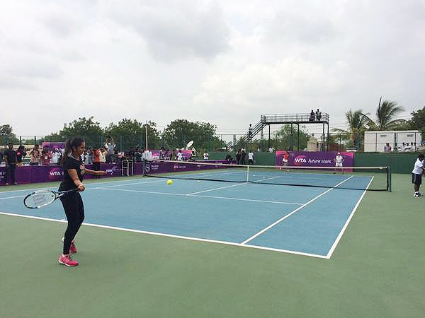 Sania Mirza hits balls at the Masterclass
