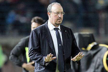 SSC Napoli coach Rafael Benitez gestures