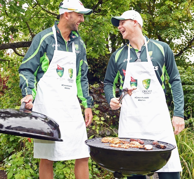 Nathan Lyon, left, and Steve Smith