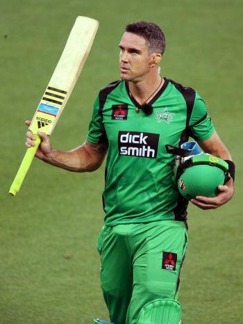 Pietersen Receives County Offers To Boost England Hopes - Rediff Cricket