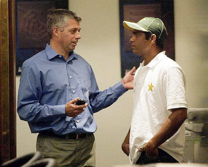 ICC chief Dave Richardson with Rashid Latif