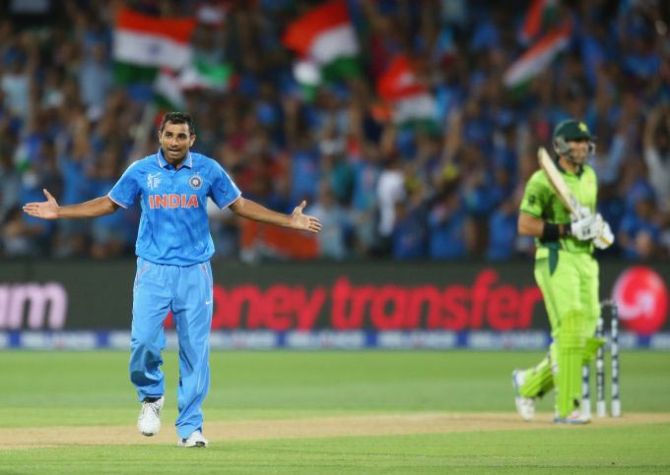 Mohammed Shami of India celebrates after dismissing Misbah-ul-Haq of Pakistan