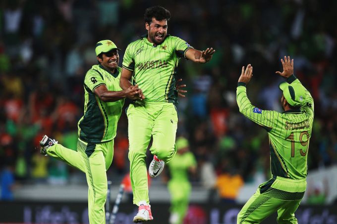 Sohail Khan of pakistan celebrates