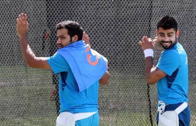 Rohit Sharma, left, and Virat Kohli