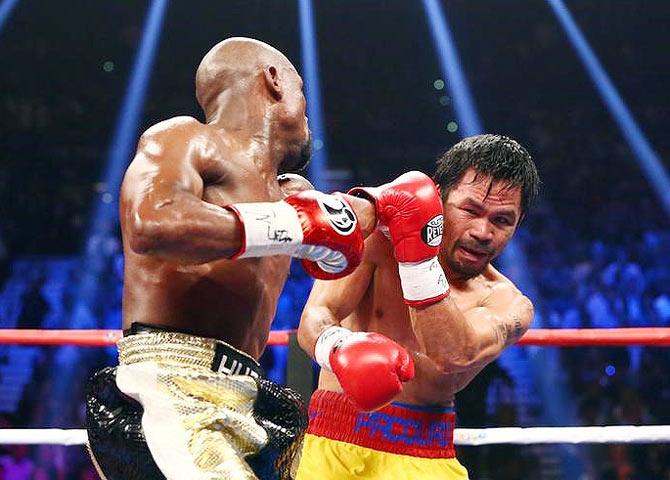 Floyd Mayweather and Manny Pacquao box 