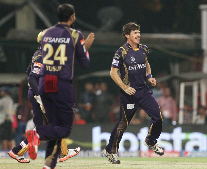 KKR's Brad Hogg celebrates a wicket