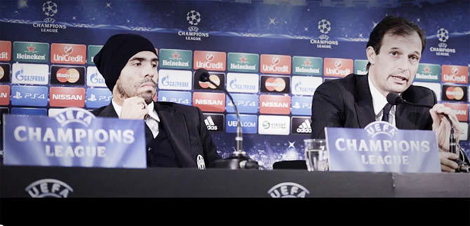 Juventus' Carlos Tevez with coach Massimiliano Allegri 