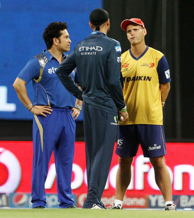 Delhi Daredevils and former India coach Gary Kirsten has a chat with Sachin Tendulkar and Harbhajan Singh at the Wankhede Stadium on Tuesday