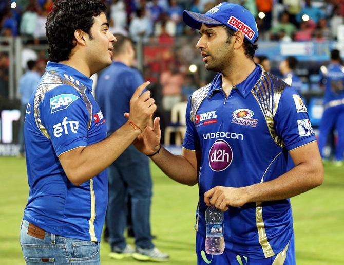 Akash Ambani and Mumbai Indians captain Rohit Sharma 