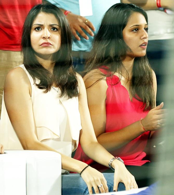 Anushka Sharma with Dipika Pallikal