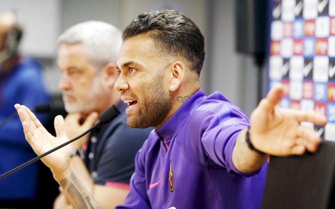 Dani Alves gets prison on remand for sexual assault