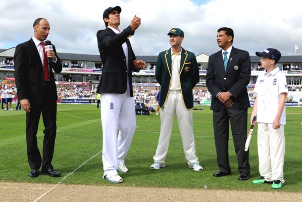England's Alastair Cook and Australia's Michael Clarke at the toss 