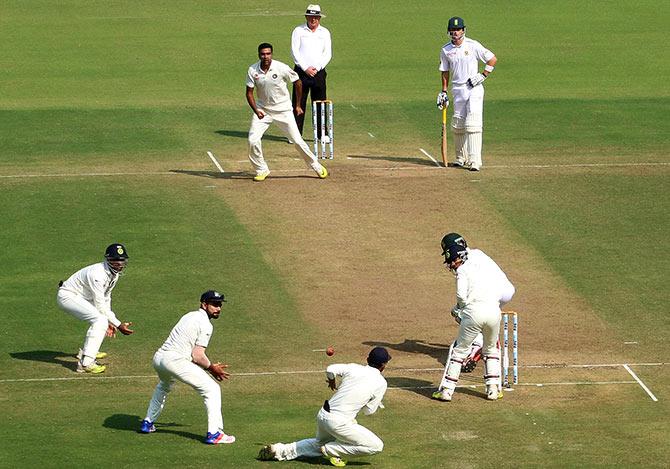 JP Duminy of South Africa looks on as ball ball heads for the slips 