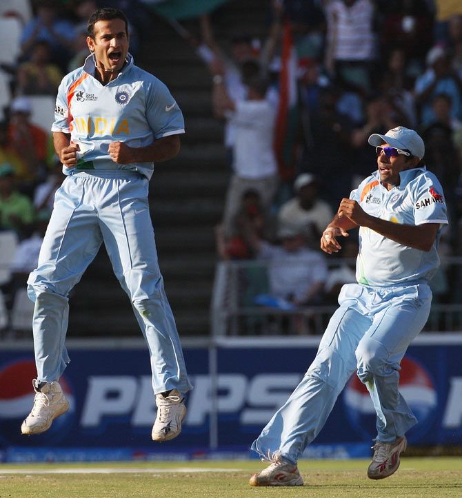 India's Irfan Pathan celebrates the wicket of Pakistan's Shoaib Malik