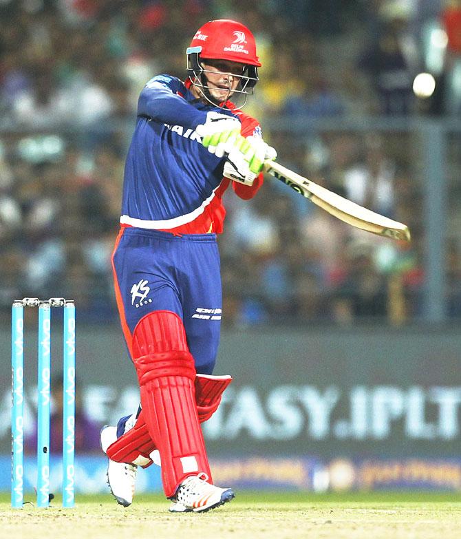 Delhi Darevils' Quinton de Kock bats