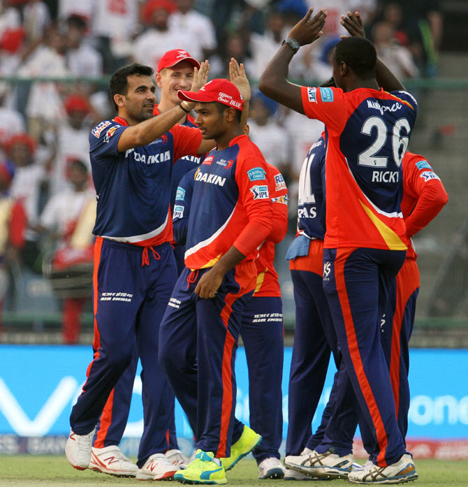  Delhi Daredevils celebrate 