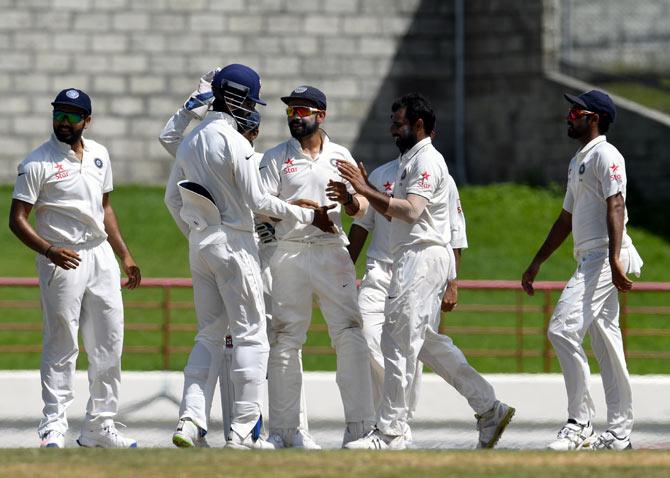  India's players celebrate