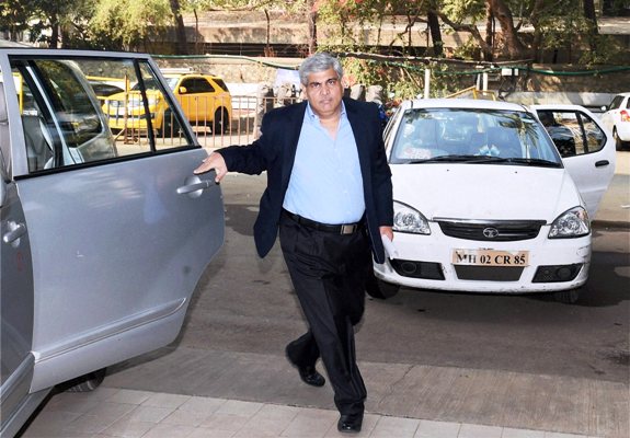 BCCI President Shashank Manohar arrives for a meeting 
