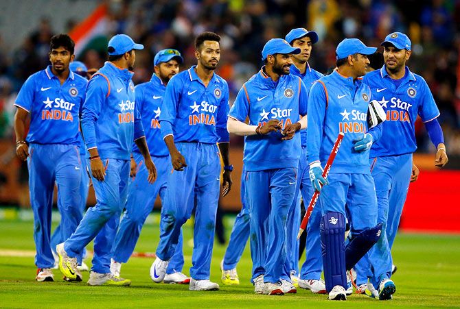  India's players celebrate 