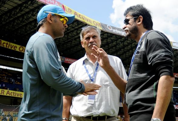 Sandeep Patil, right, with Mahendra Singh Dhoni, left, and Roger Binny, centre
