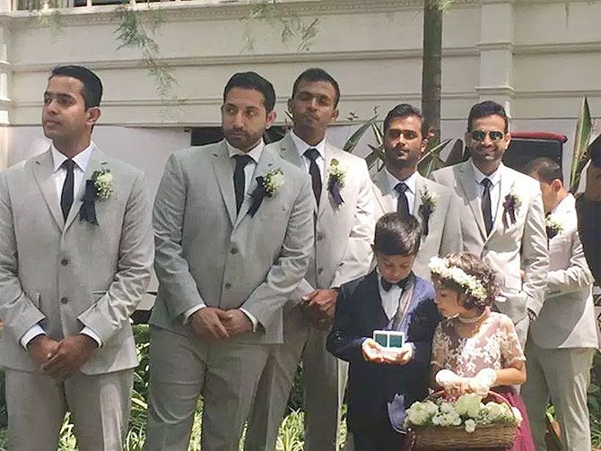 Pacer Irfan Pathan (extreme right) next to the other best men