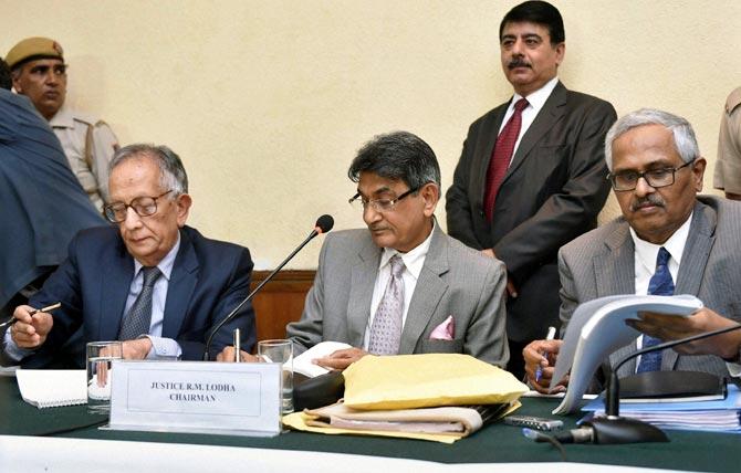 Justice Rajendra Mal Lodha, centre, chairman of the Supreme Court-appointed Lodha Committee with member Justice Ashok Bhan, left, and Justice RV Raveendran